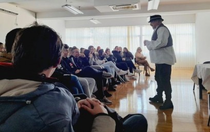 Predstava Đuka Begović